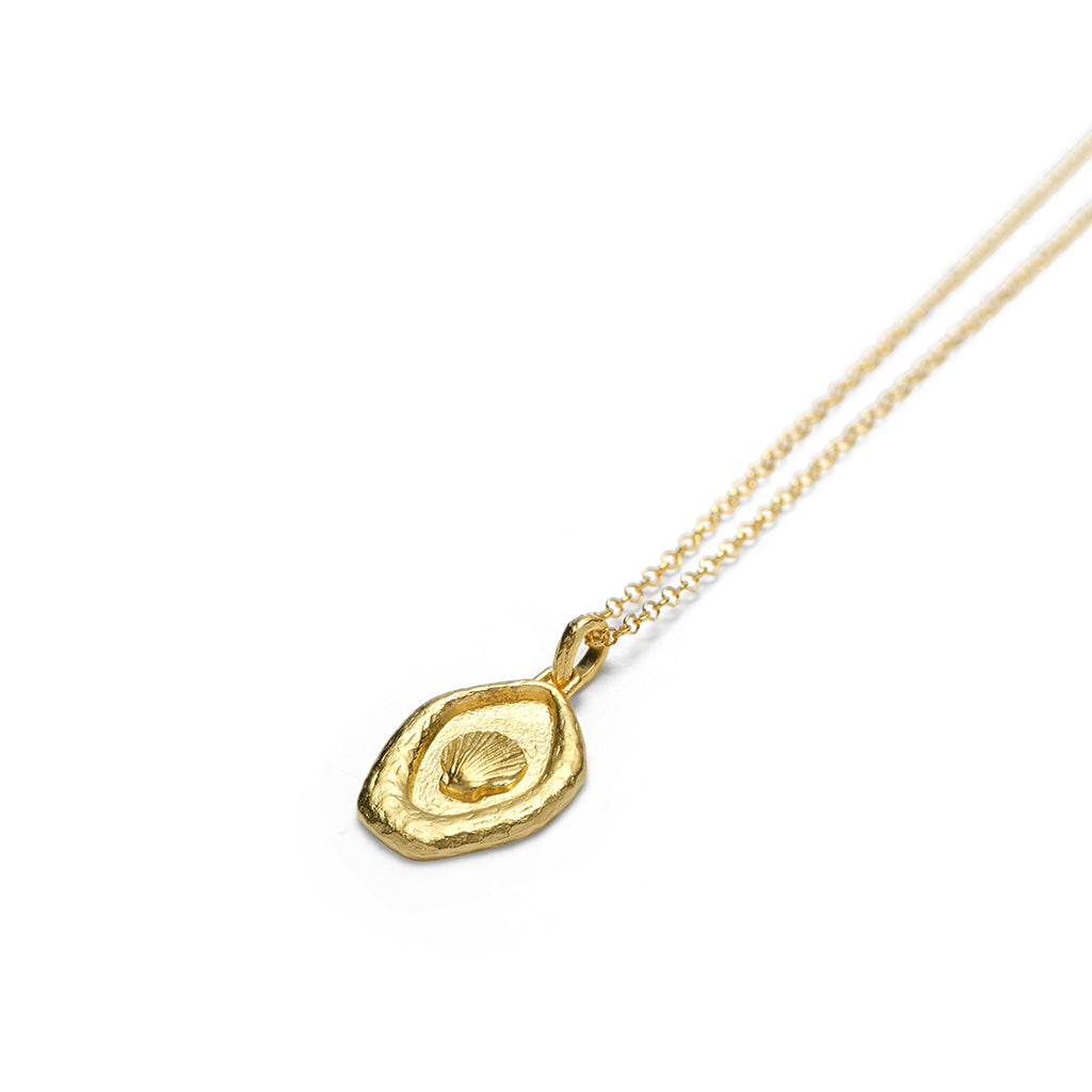 Gold oyster store necklace