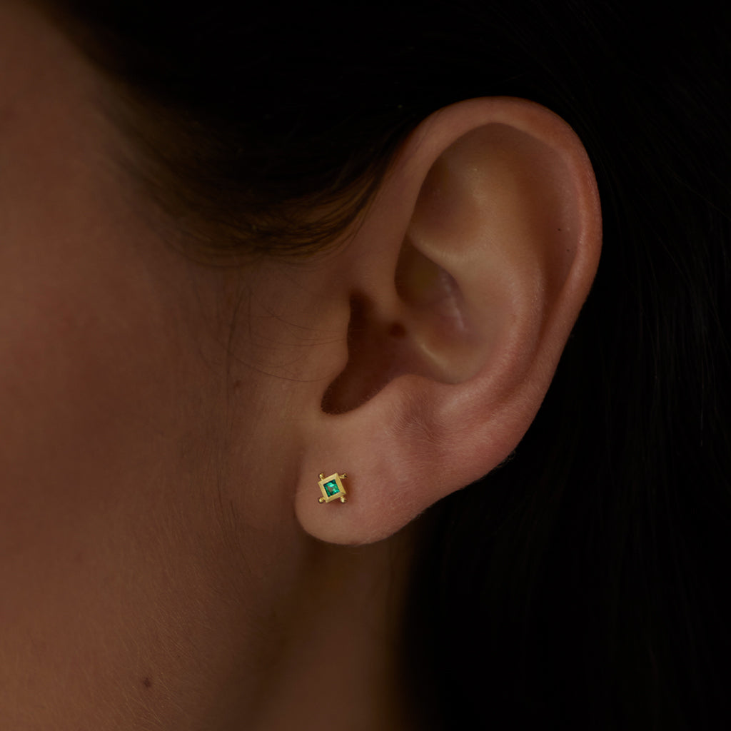 Taormina Quattro Canti | Four Corners Stud | Solid Gold & Emerald